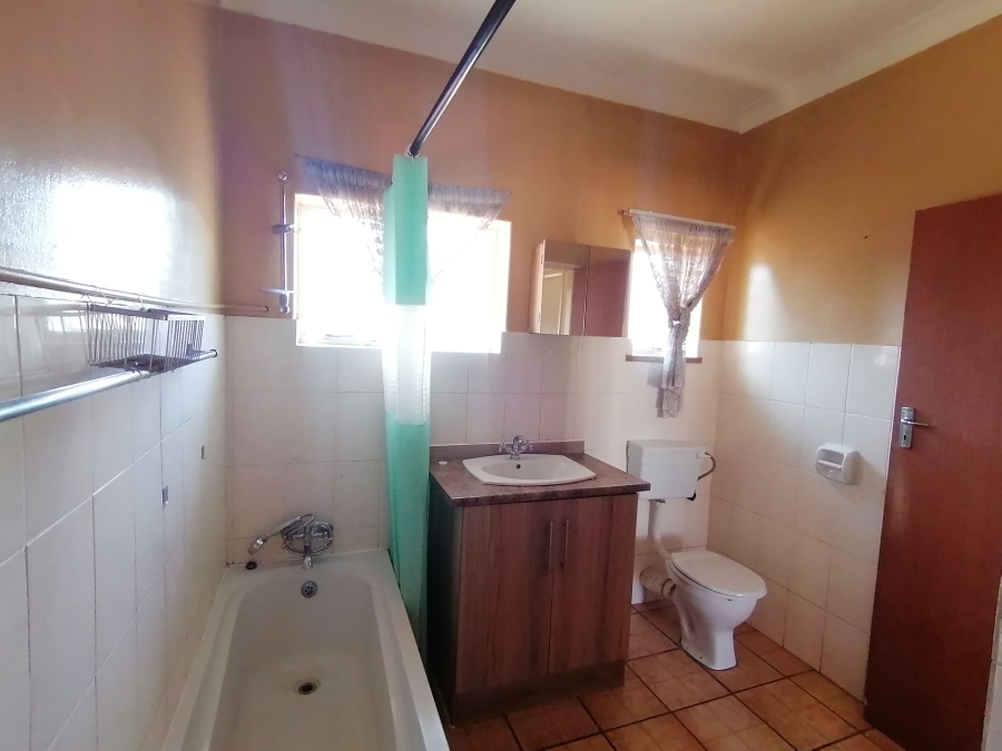 3 Bedroom Property for Sale in Stilfontein Ext 4 North West
